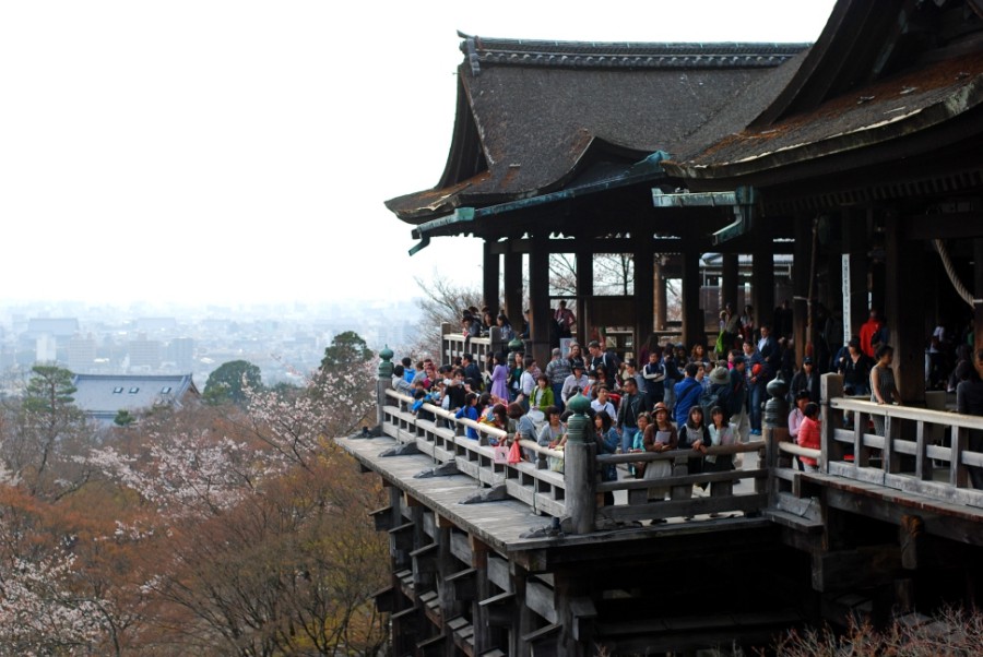 kiyomizudera temple kyoto attraction