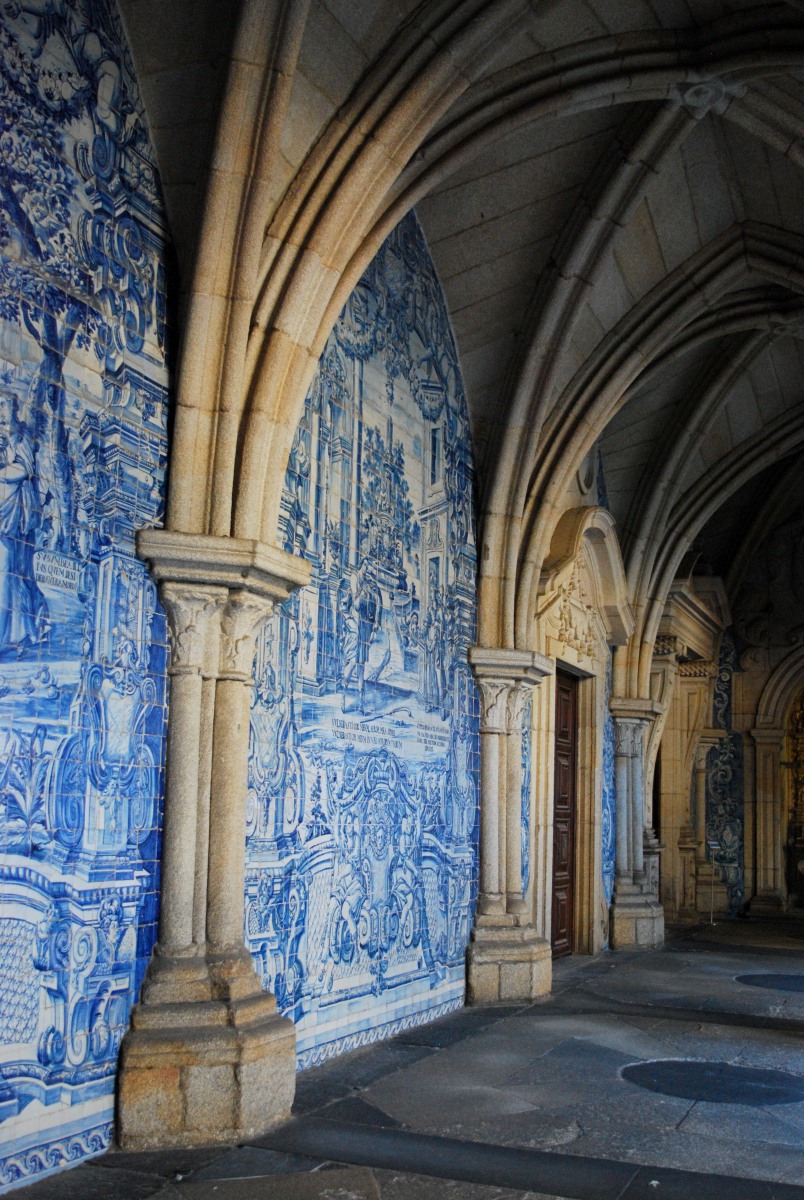 azulejos-porto-door