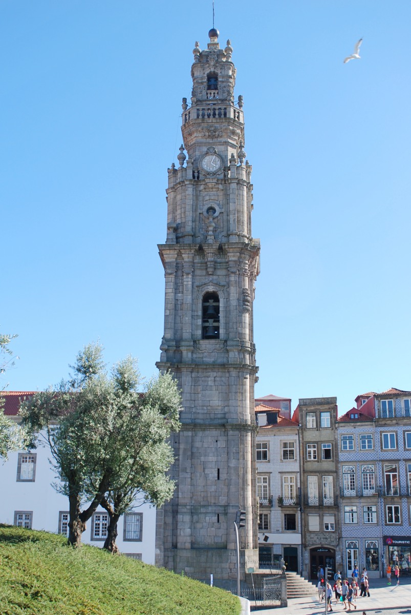 torre-dos-clerigos-porto