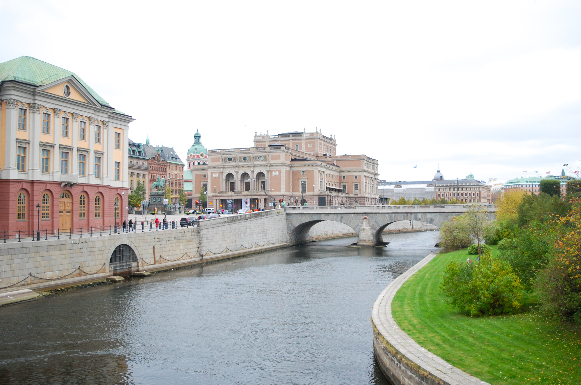 stockholm-river-bridge