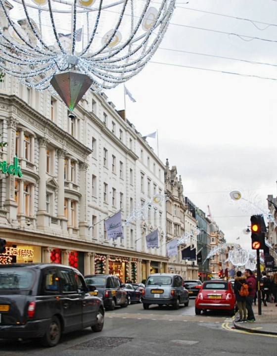 How to Spend Christmas in London